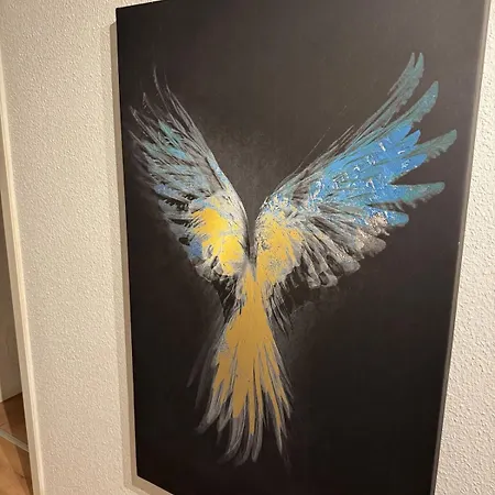 Wohlfuehl-insel In Der Altstadt Mit Wlan, Balkon, Voll Ausgestatteter Kueche & Supermarkt Fusslaeufig In Nur 3 Min * Zeitz