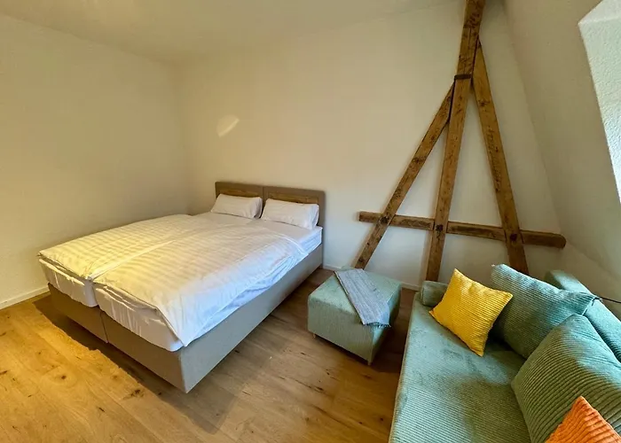 Апартаменты Wohlfuehl-insel In Der Altstadt Mit Wlan, Balkon, Voll Ausgestatteter Kueche & Supermarkt Fusslaeufig In Nur 3 Min