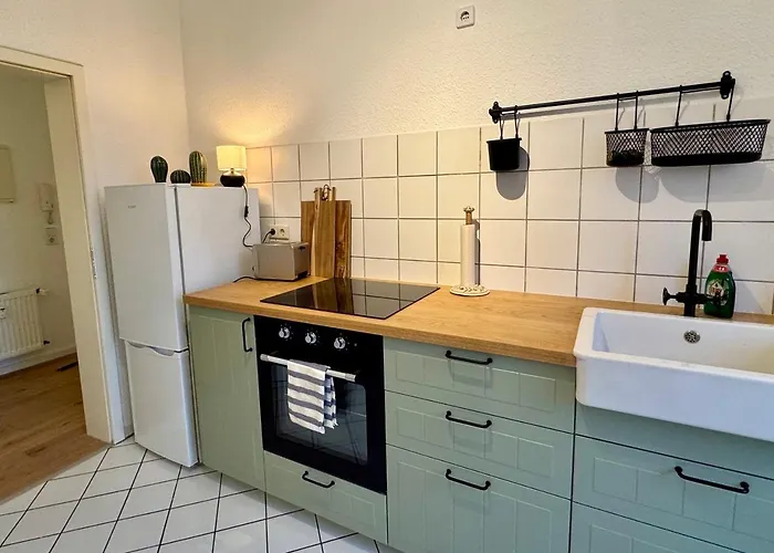 Wohlfuehl-insel In Der Altstadt Mit Wlan, Balkon, Voll Ausgestatteter Kueche & Supermarkt Fusslaeufig In Nur 3 Min * Цайц