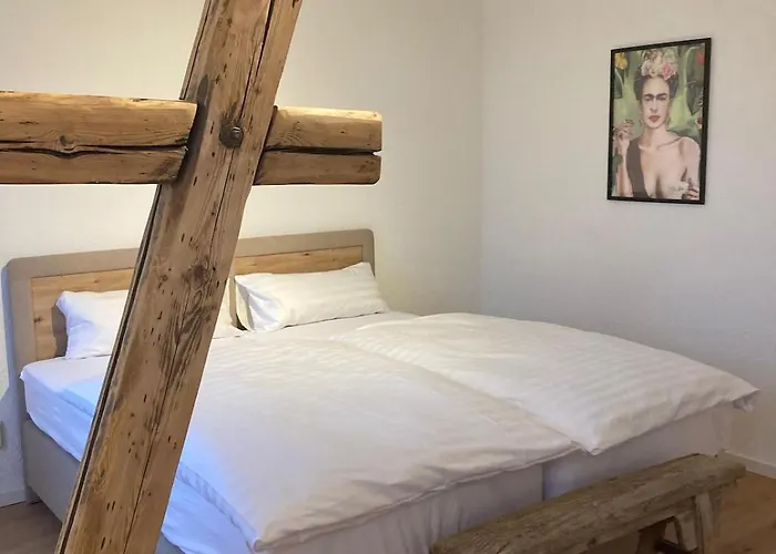 Wohlfuehl-insel In Der Altstadt Mit Wlan, Balkon, Voll Ausgestatteter Kueche & Supermarkt Fusslaeufig In Nur 3 Min